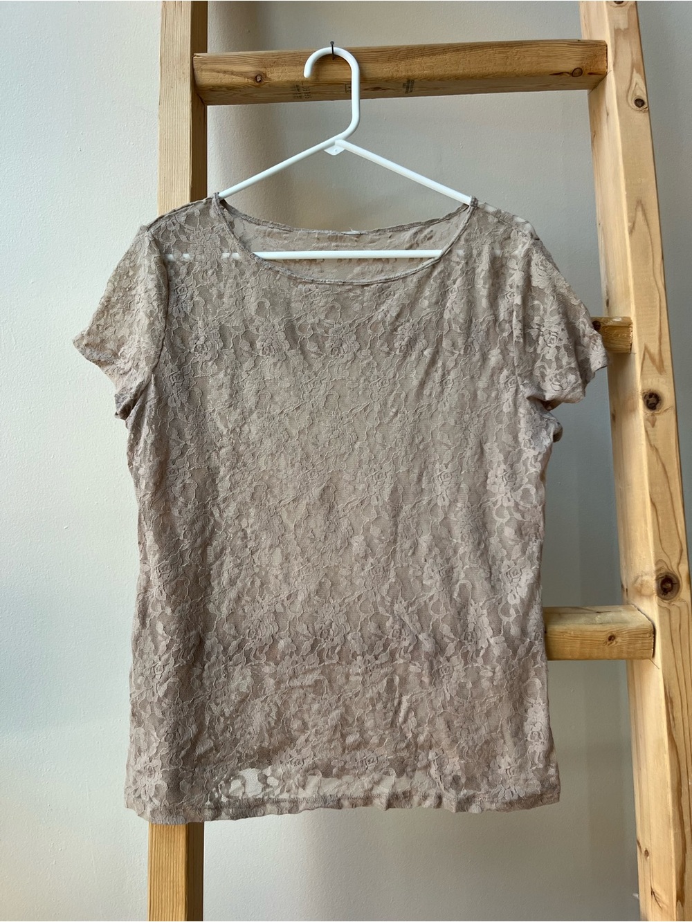 Lace Short-Sleeve Blouse in Taupe